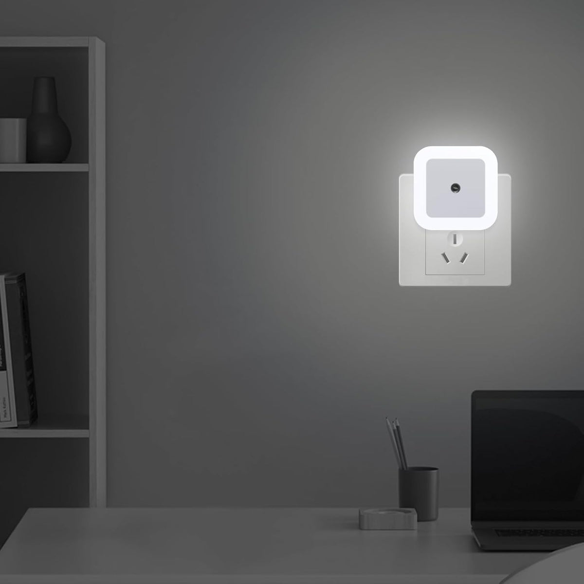 BRAND NEW ~ Set/7 Smart Auto-Dimming Square 0.5W White Light LED Plug In Night Lights