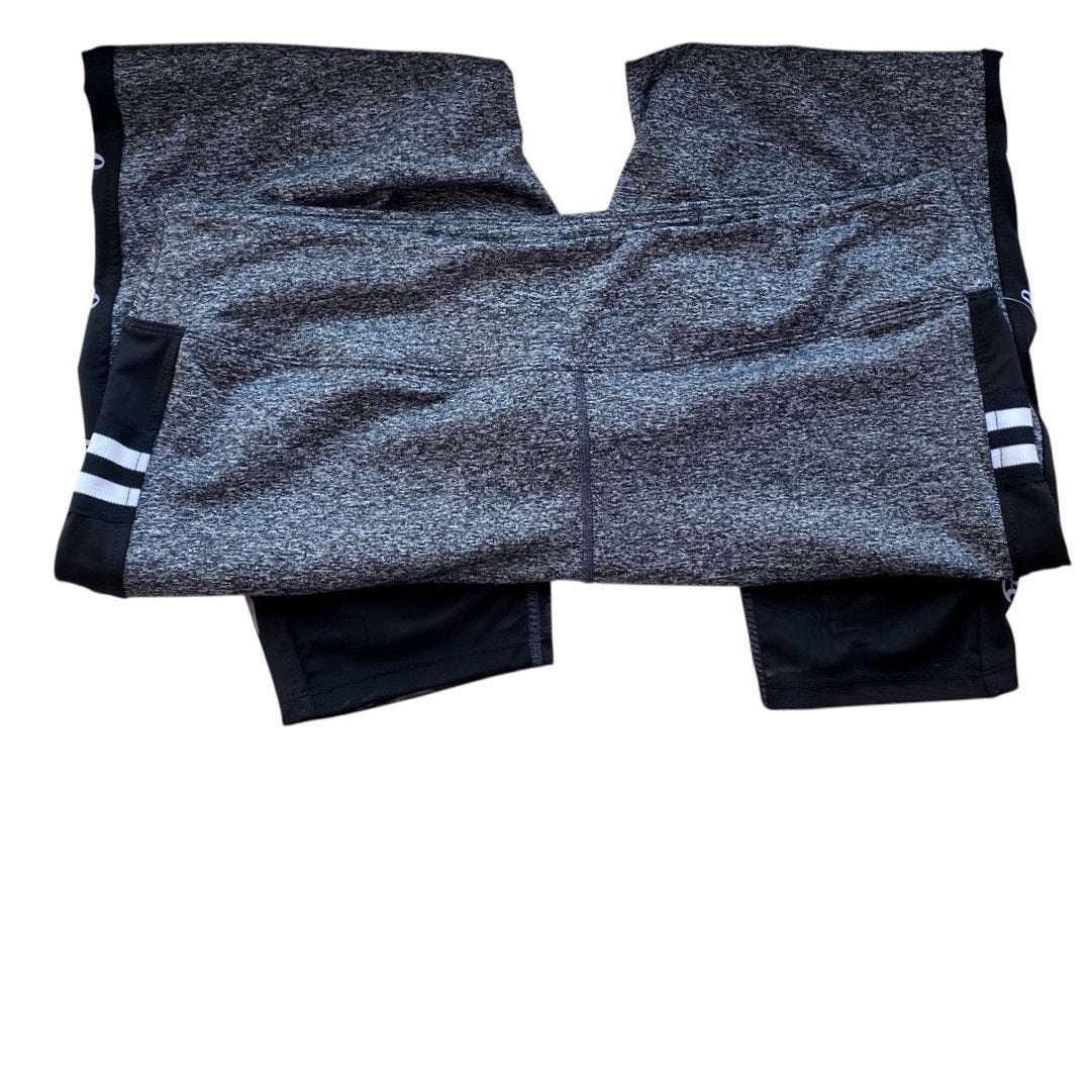 NWT ~ INSPIRED HEARTS Heathered Black "Love" Trim Activewear Leggings ~ Size 1X
