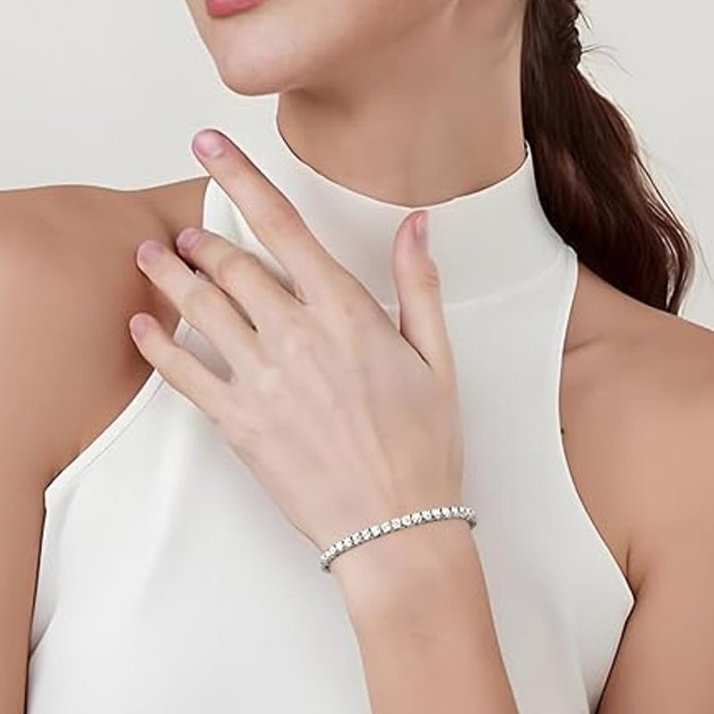 BRAND NEW ~ White Gold Plated Round Cubic Zirconia Classic Tennis Bracelet ~ 7"