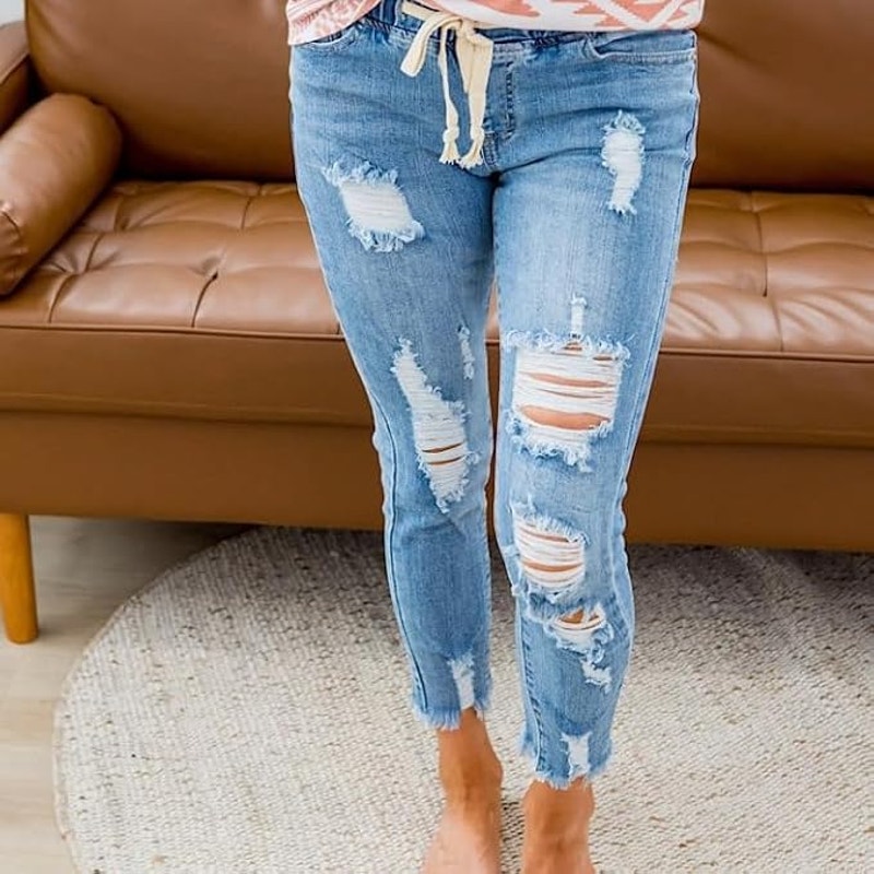 NWT ~ Women's High Waisted Ripped Hole Elastic Waist Boyfriend CAPRI Jeans
