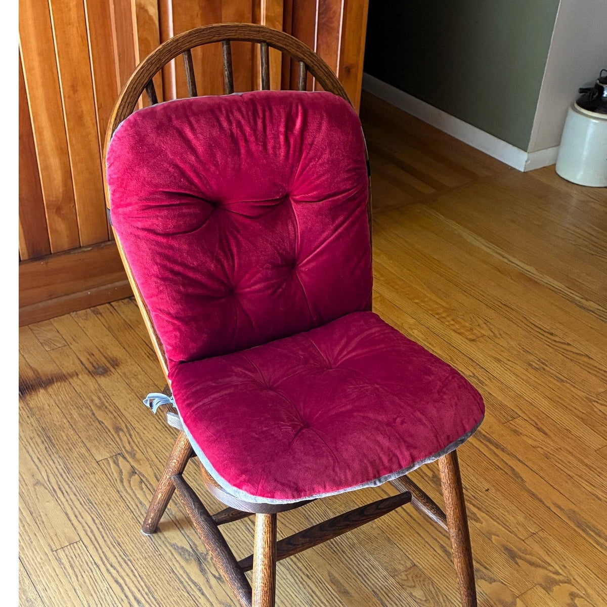 BRAND NEW ~ Set/4 Cranberry Red & Gray Non-Slip Rocking Chair Cushion Seat Pads