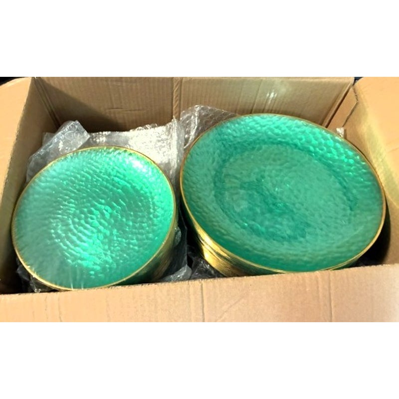 BRAND NEW ~ Set/197 Clear Green Hammered Plastic Plates with Gold Rim ~ 7" & 10"