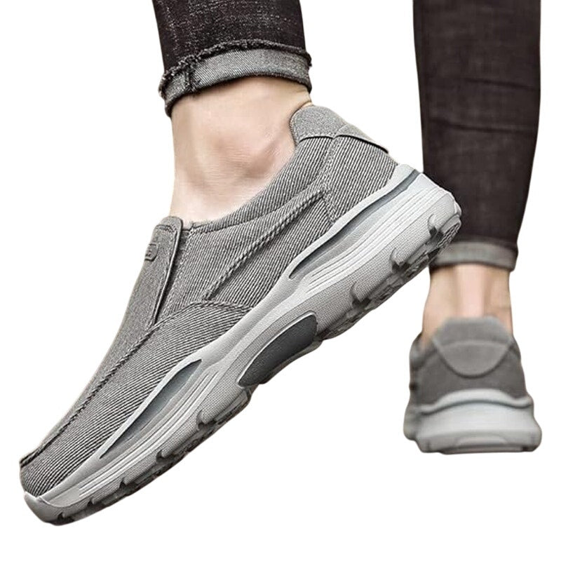 NWT ~ Men's Casual Gray Canvas Lightweight Loafers Walking Shoes ~ Size 11
