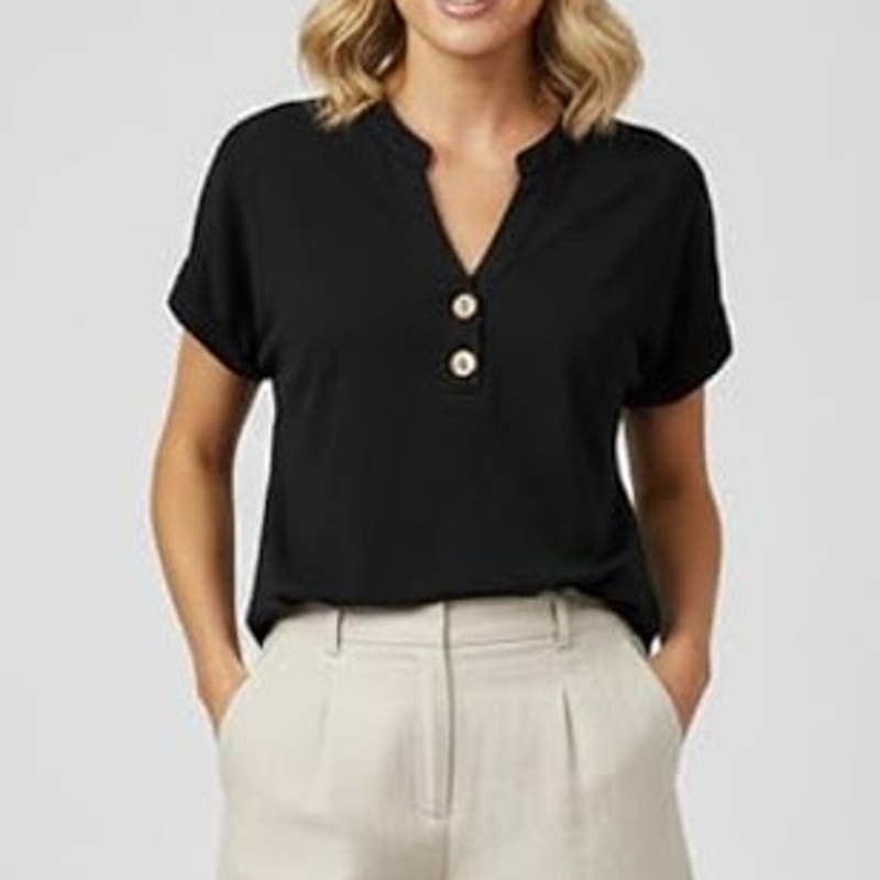NWT ~ Women's Black Short Sleeve Rounded Bottom Casual Summer Blouse ~ MEDIUM
