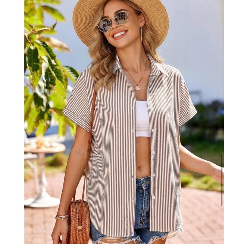 NWT ~ Women's Striped Casual Short Sleeve Summer Blouse Button Down Top ~ MEDIUM