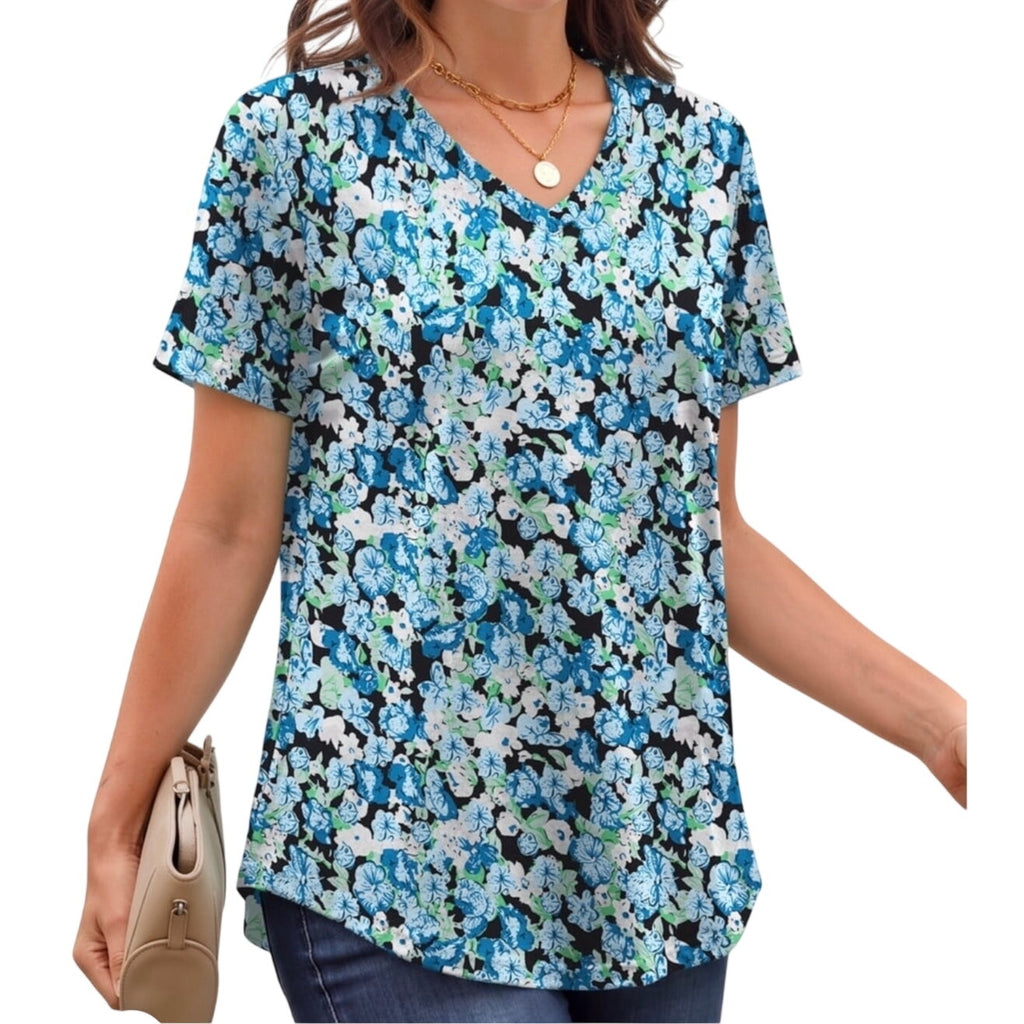 NWT ~ Women's Plus Size Blue Floral Summer Curved Hem V-Neck Summer Top ~ 3X