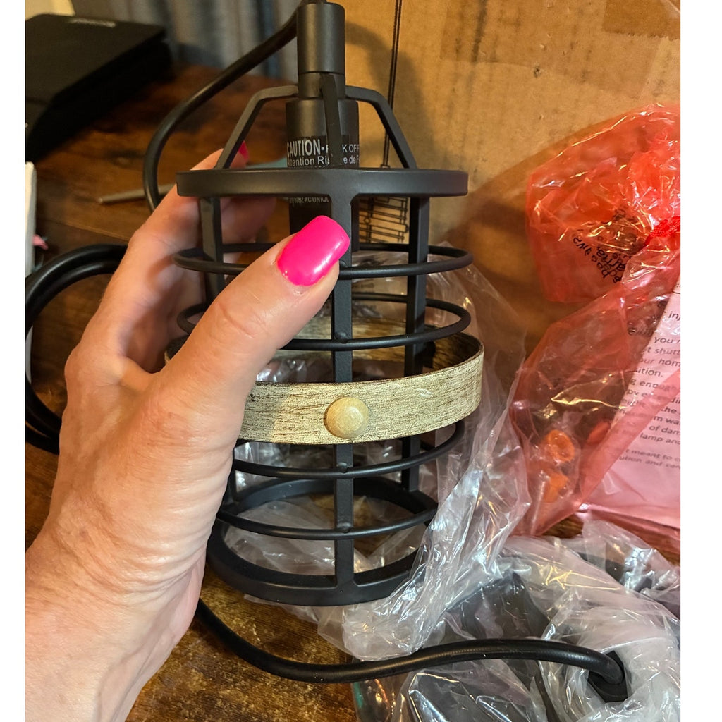 NWT ~ Matte Black Modern Farmhouse Hanging Spiral Metal Cage Pendant Light