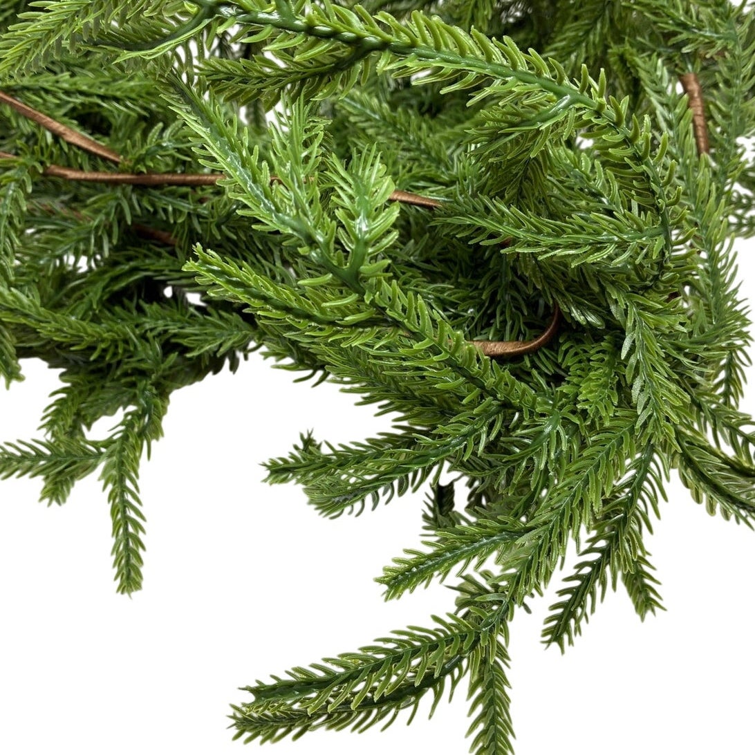 BRAND NEW ~ Thick Realistic Christmas Holiday Greenery Winter Fir Garland ~ 8ft