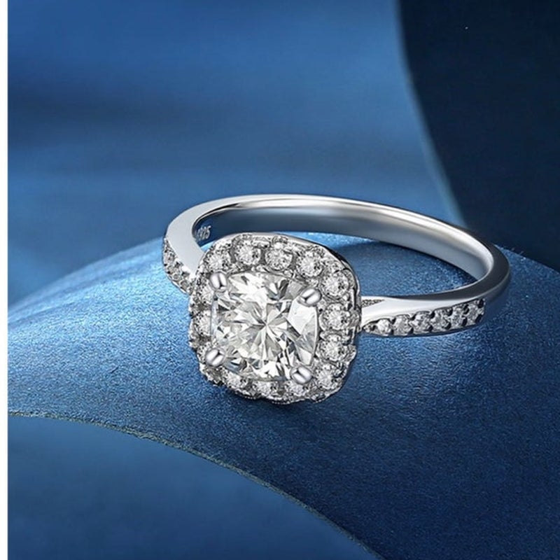 BRAND NEW ~ 1 Carat Moissanite MomentWish Sterling Silver Engagement Ring ~ 6.5
