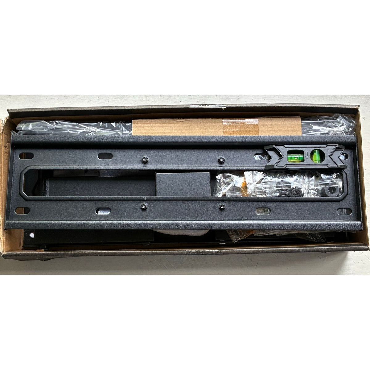 BRAND NEW ~ Full Motion Swivel TV Wall Mount for 26"-65" TV's & Up to 110lbs