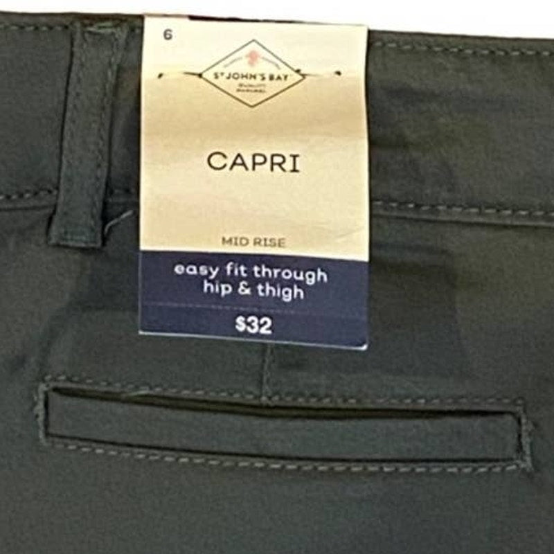 NWT ~ ST JOHNS BAY Mid Rise Oregano Green Casual Capri Pants ~ Women's Size 6