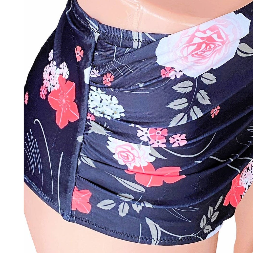 NWT ~ BEACHSISSI Black Floral Tankini Bikini Swimsuit ~ Womens Size MEDIUM