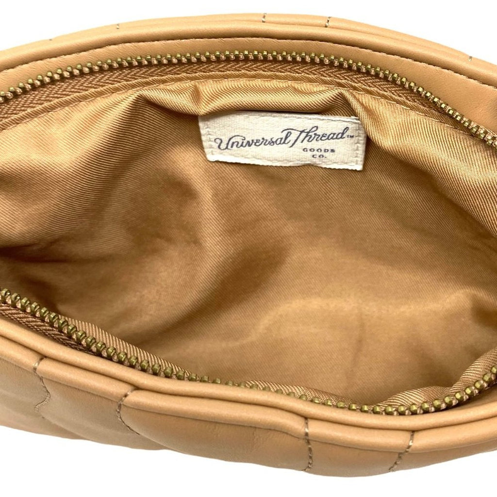 NWT ~ UNIVERSAL THREAD Tawny Brown Ladies Wristlet Clutch Cosmetic Bag Purse NEW