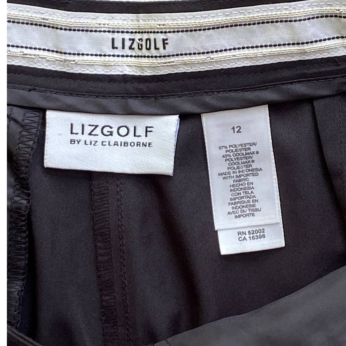 NWT ~ LIZ GOLF Coolmax Black Golfing Ball Marker Claiborne Shorts ~ Women's 12