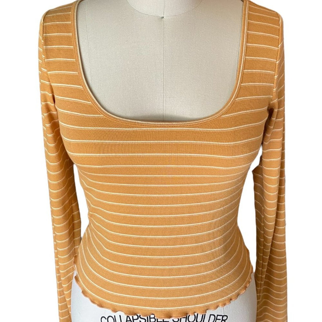 NWT ~ ARIZONA JEANS CO. Juniors Women's Scoop Neck Long Sleeve T-Shirt LARGE New