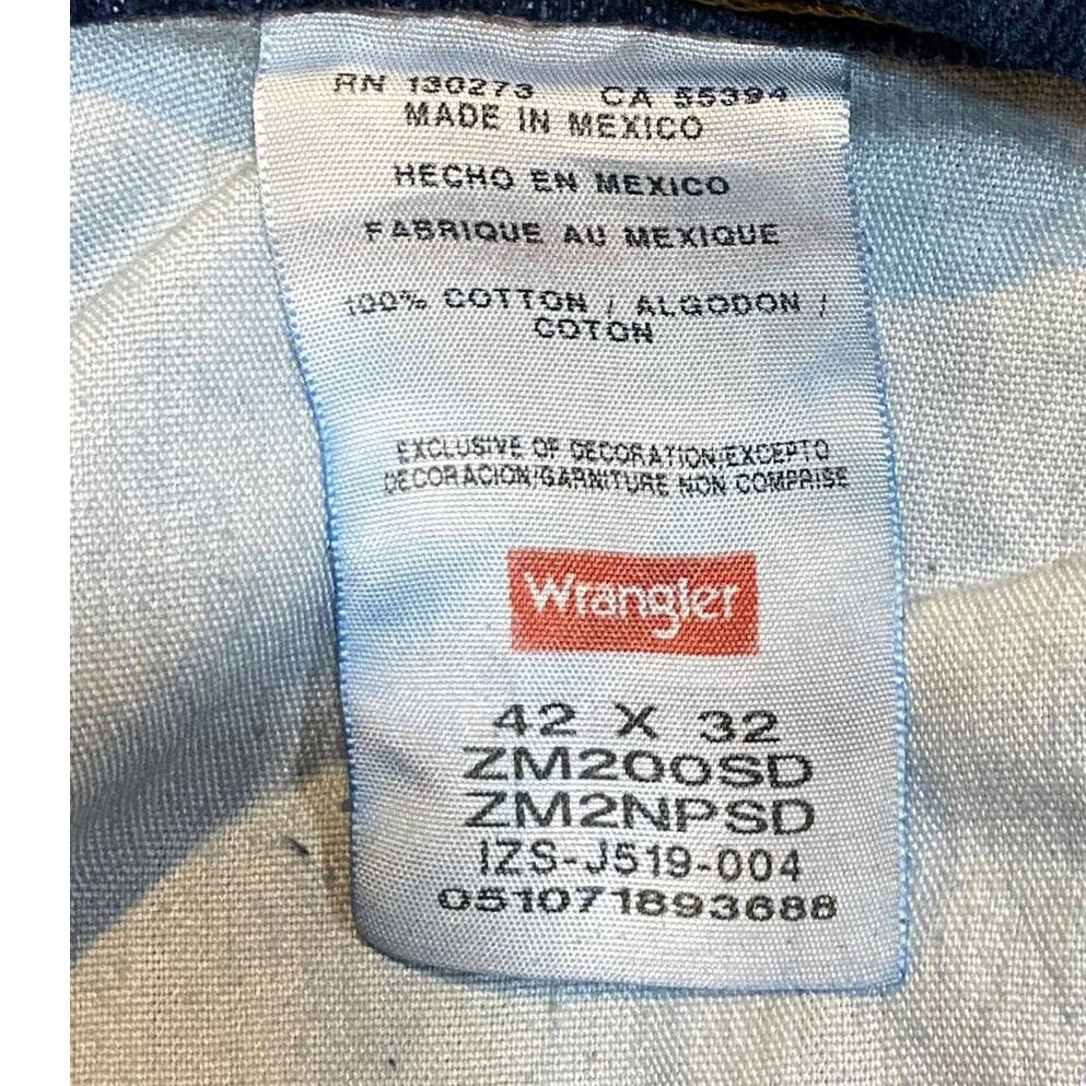 NWT ~ Men's WRANGLER Denim Dark Stonewash Straight Blue Jeans ~ 42 x 32
